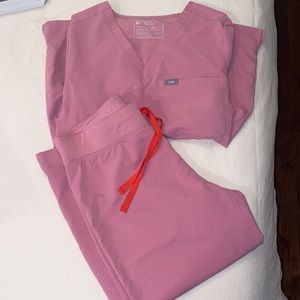 LIMITED EDITION: CHALK PINK FIGS SET small tall